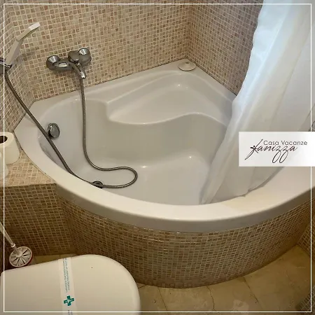 Trullo Dei Santi * Альберобелло